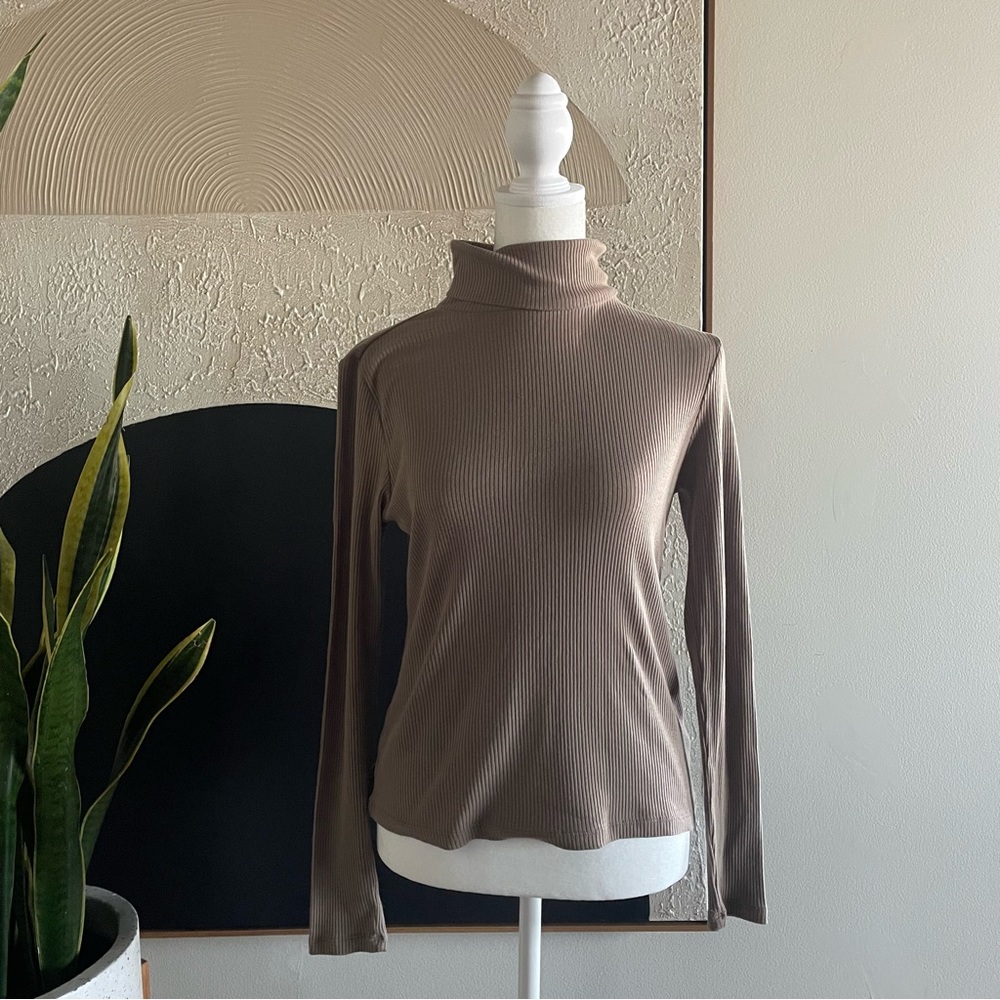 Taupe, ribbed turtleneck • Old Navy • stretchy
